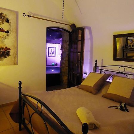 Chambre Love Romantique Avec Spa Privee Calvi  Bagian luar foto