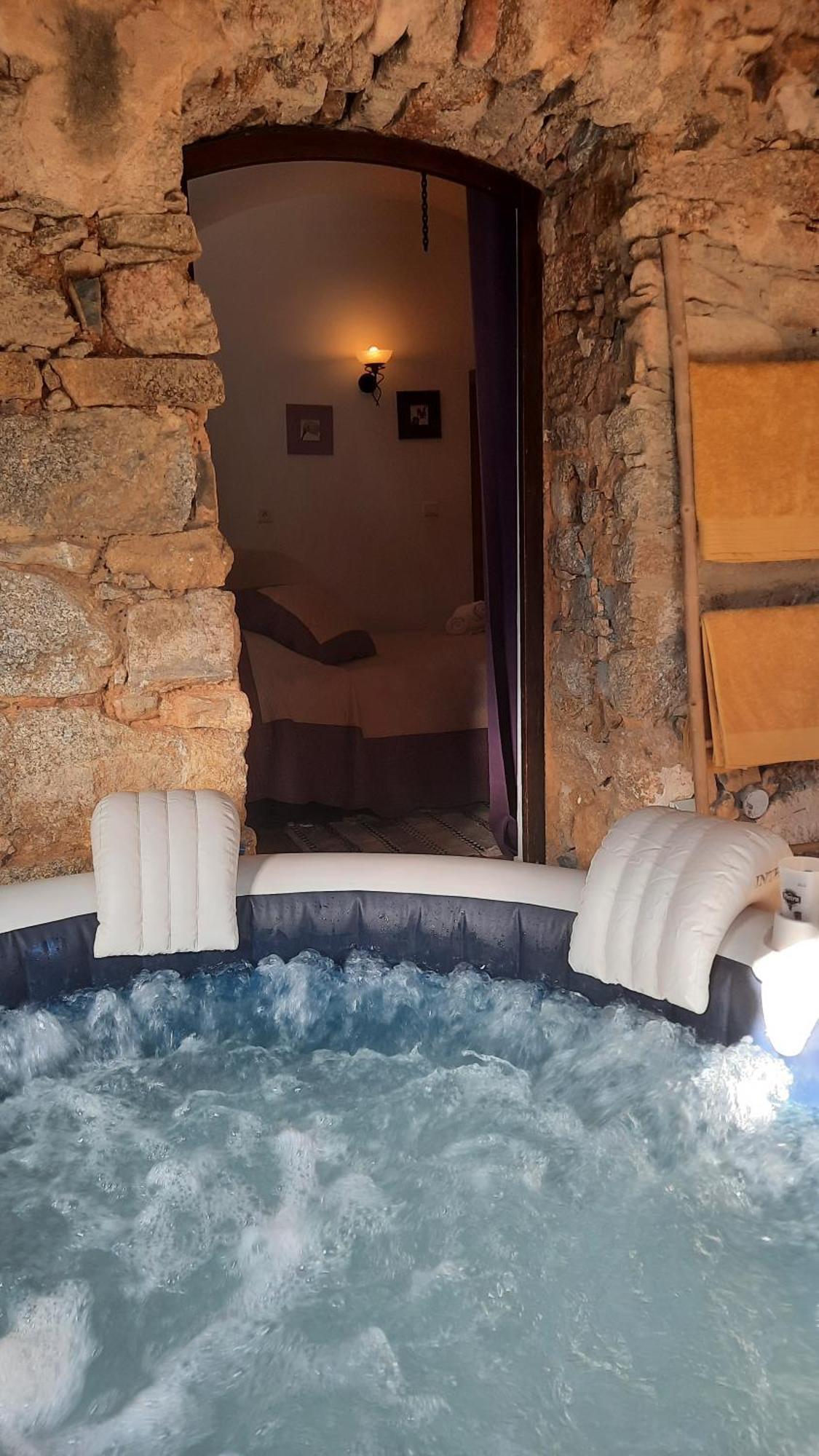 Chambre Love Romantique Avec Spa Privee Calvi  Bagian luar foto